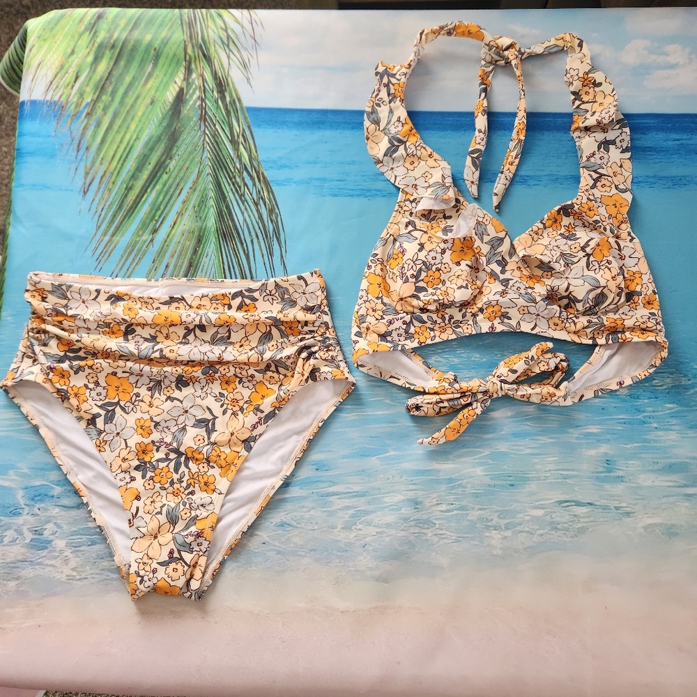 Cupshe Women's Cream, Peach, Teal 2 Piece Bathingsuit.